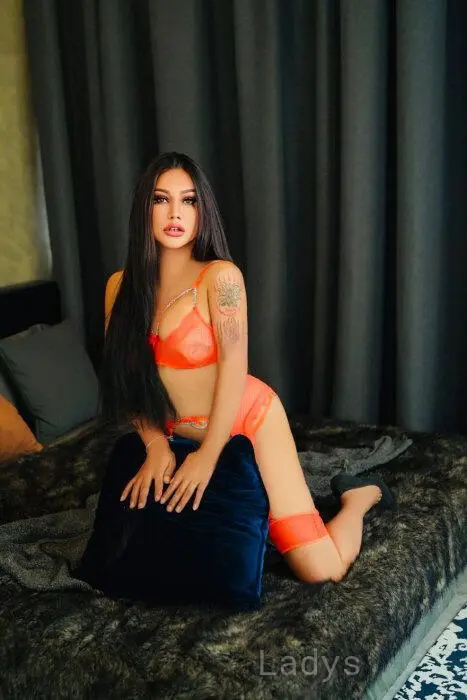 Salia, 24 years beautiful nude Al Kuwait escorts girl, height 166 sm, Weight 46 kg