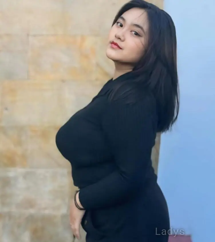 Soniya, 24 years beautiful nude Al Kuwait escorts girl, height 152 sm, Weight 38 kg
