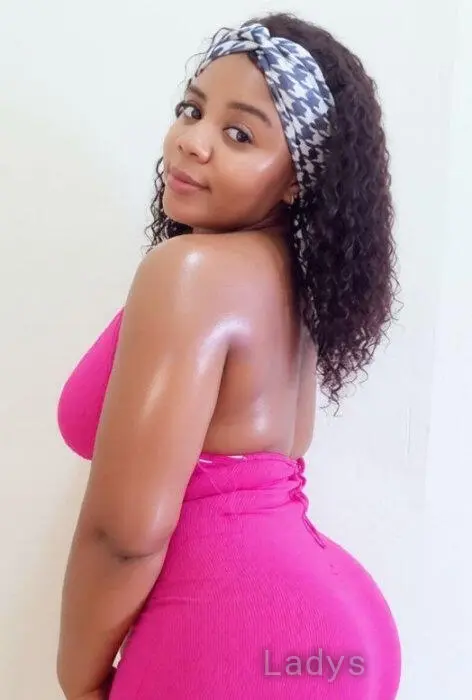 Miry, 23 years beautiful nude Al Maabilah escorts girl, height 154 sm, Weight 54 kg