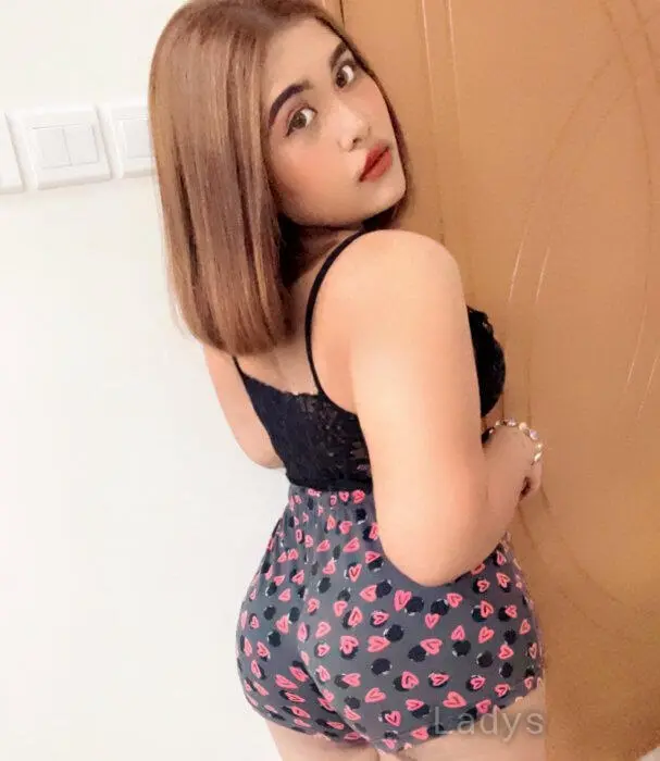 Sammy, 29 years beautiful nude Al Maabilah escorts girl, height 158 sm, Weight 65 kg