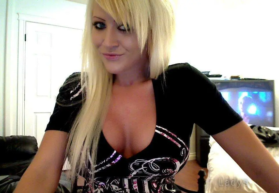 Kami, 28 years beautiful nude Alabama escorts girl, height 176 sm, Weight 69 kg