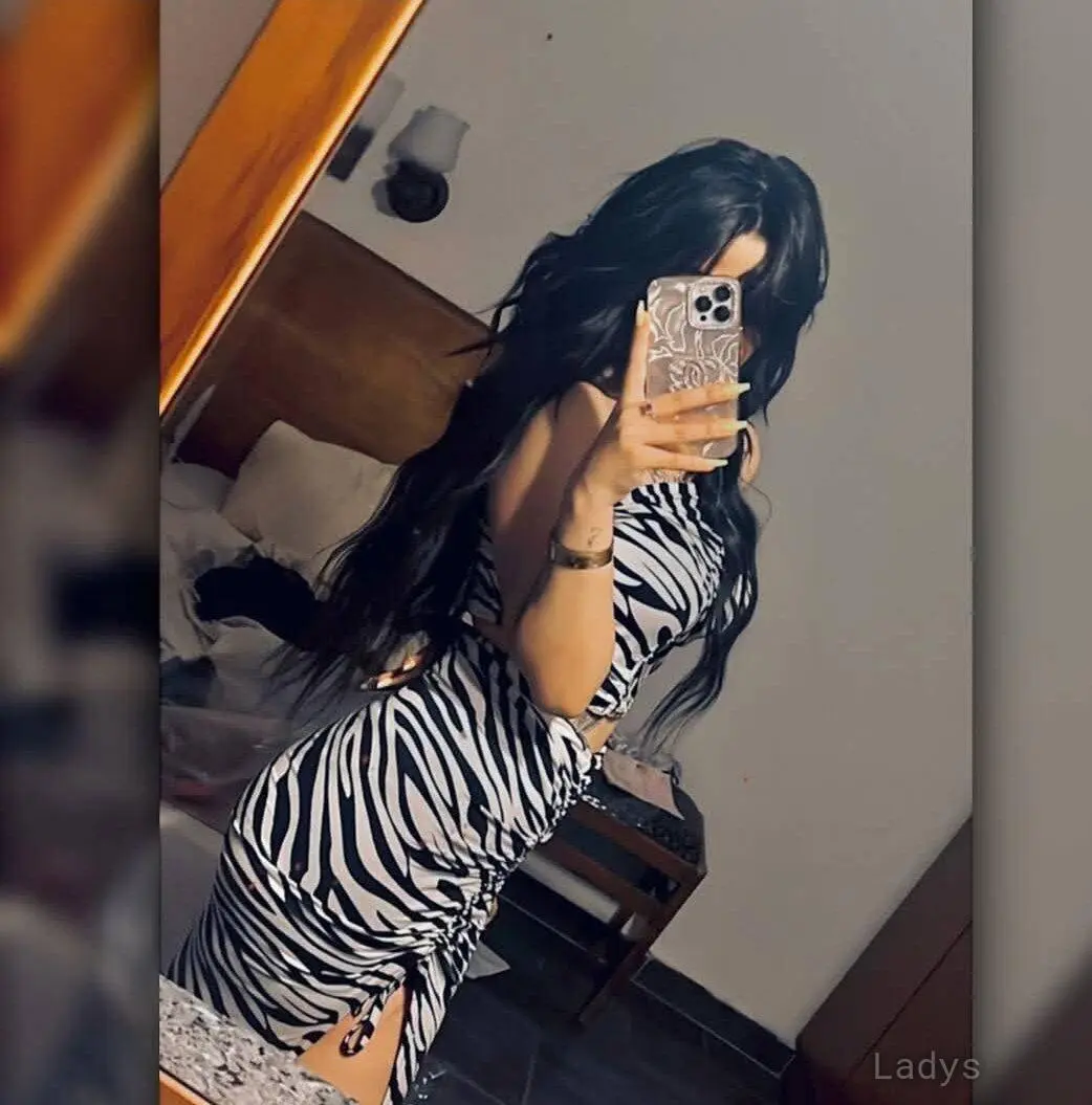 Zozo, 24 years old Alexandria escort girl with big tits, height  sm, Weight  kg