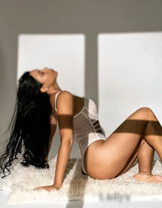 Nika, 29 years beautiful nude Algeciras escorts girl, height 161 sm, Weight 52 kg