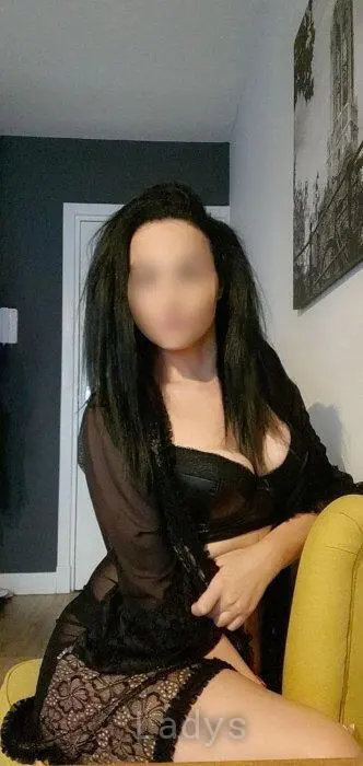 Nicole, 32 years beautiful nude Alkmaar escorts girl, height 170 sm, Weight 53 kg