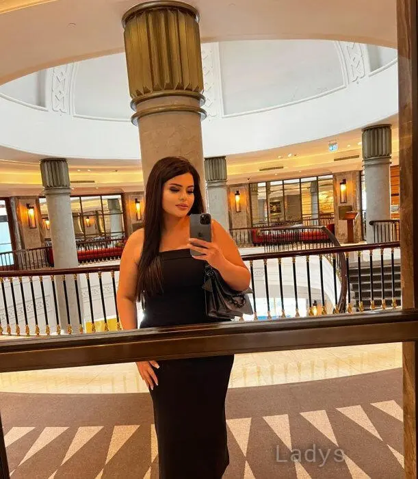Sayagul, 28 years beautiful nude Almaty escorts girl, height 169 sm, Weight 55 kg
