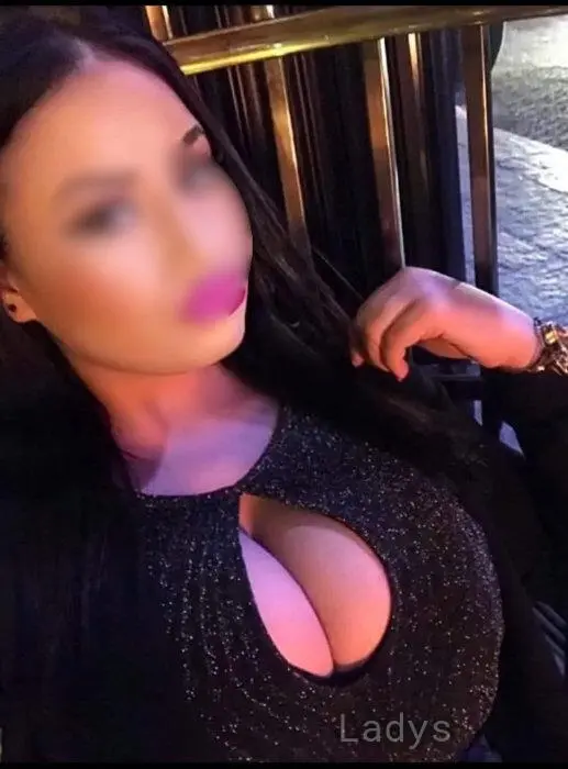 Maria, 27 years beautiful nude Alphen aan den Rijn escorts girl, height 164 sm, Weight 60 kg