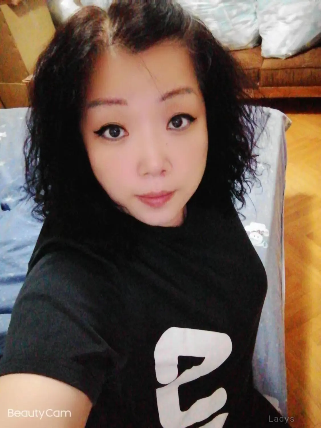 Sophie, 21 years old Amman escort girl with big tits, height 164 sm, Weight kg