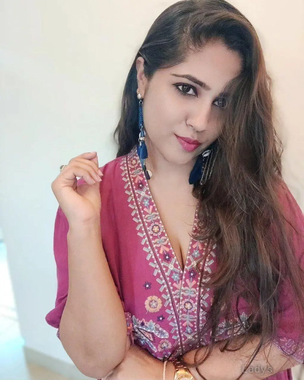 Olla,  years old Amritsar escort girl with big tits, height  sm, Weight  kg