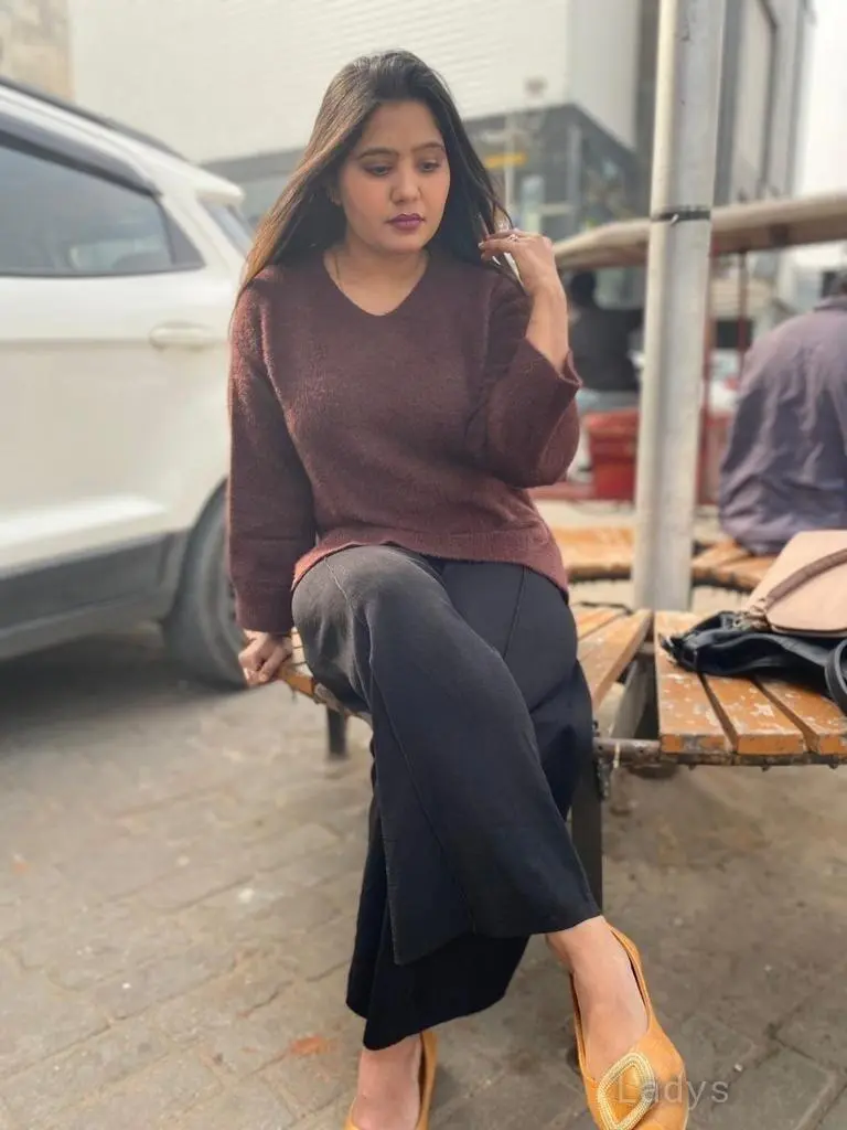 Caroline,  years beautiful nude Amritsar escorts girl, height  sm, Weight  kg
