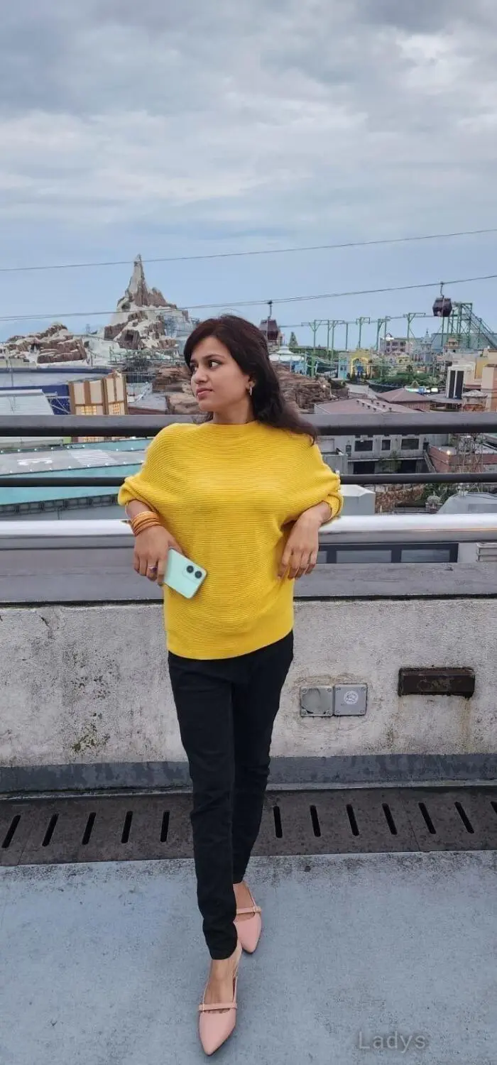 Holy,  years beautiful nude Amritsar escorts girl, height  sm, Weight  kg
