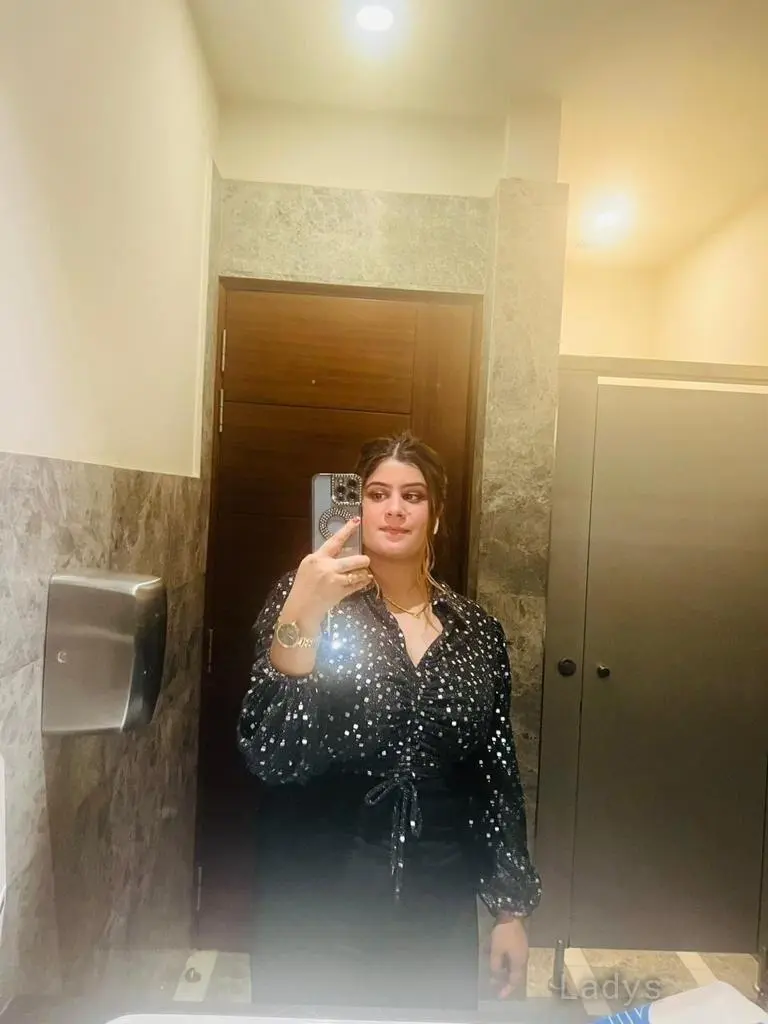 Mohini,  years beautiful nude Amritsar escorts girl, height  sm, Weight  kg