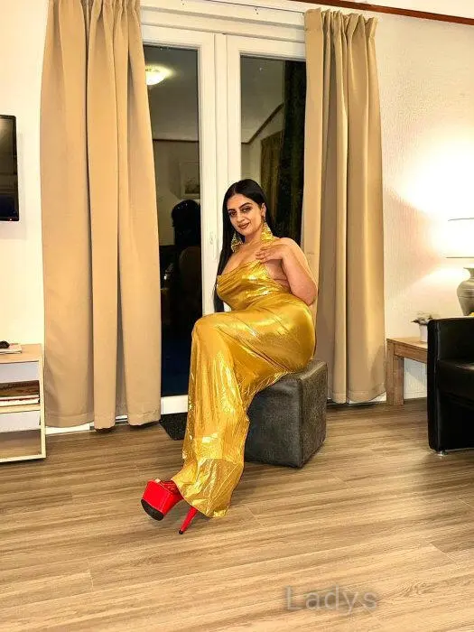 Beatrice, 27 years beautiful nude Amsterdam escorts girl, height 167 sm, Weight 60 kg