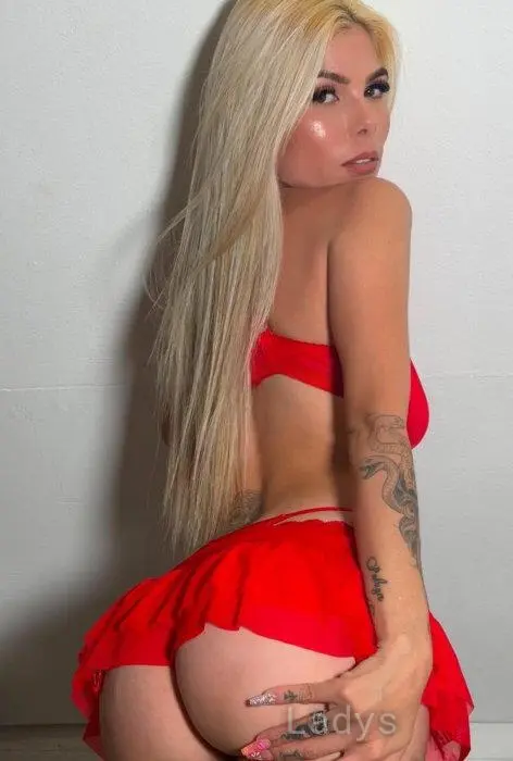 Sarita, 24 years beautiful nude Amsterdam escorts girl, height 160 sm, Weight 54 kg