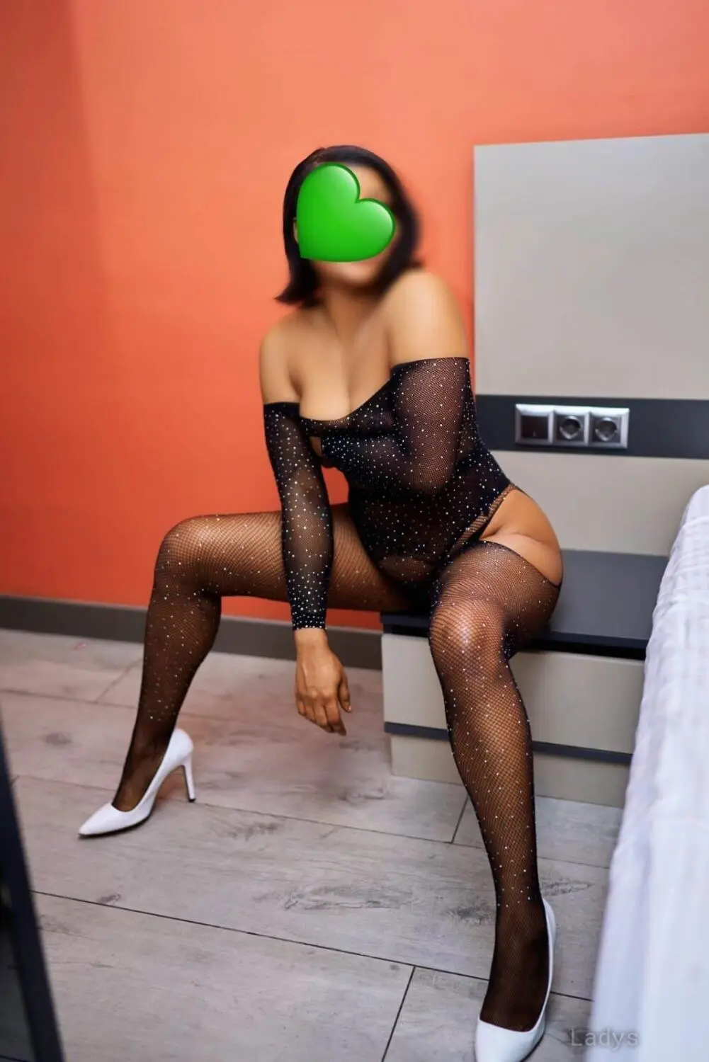 Cheryl, 21 years old Ankara escort girl with big tits, height 175 sm, Weight  kg