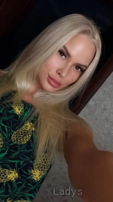 Elena, 25 years beautiful nude Antalya escorts girl, height 170 sm, Weight 58 kg