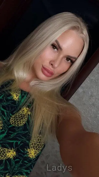 Elena, 25 years beautiful nude Antalya escorts girl, height 170 sm, Weight 58 kg