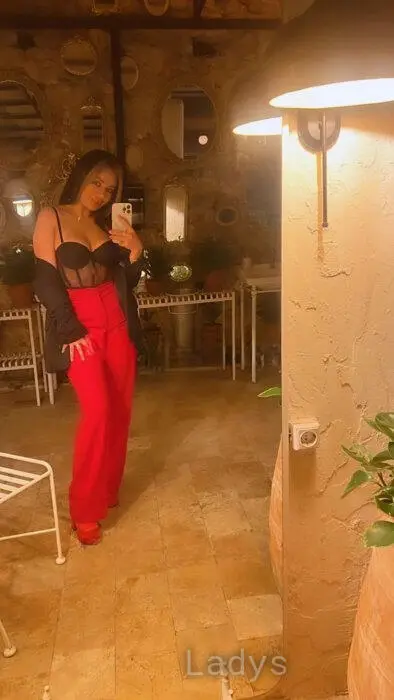 Meryem, 21 years beautiful nude Antalya escorts girl, height 164 sm, Weight 56 kg