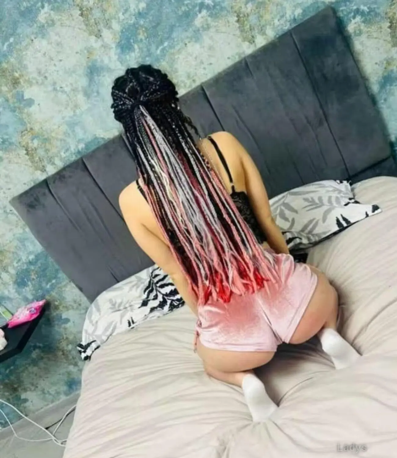 Leona, 26 years old Antwerpen escort girl with big tits, height 170 sm, Weight  kg