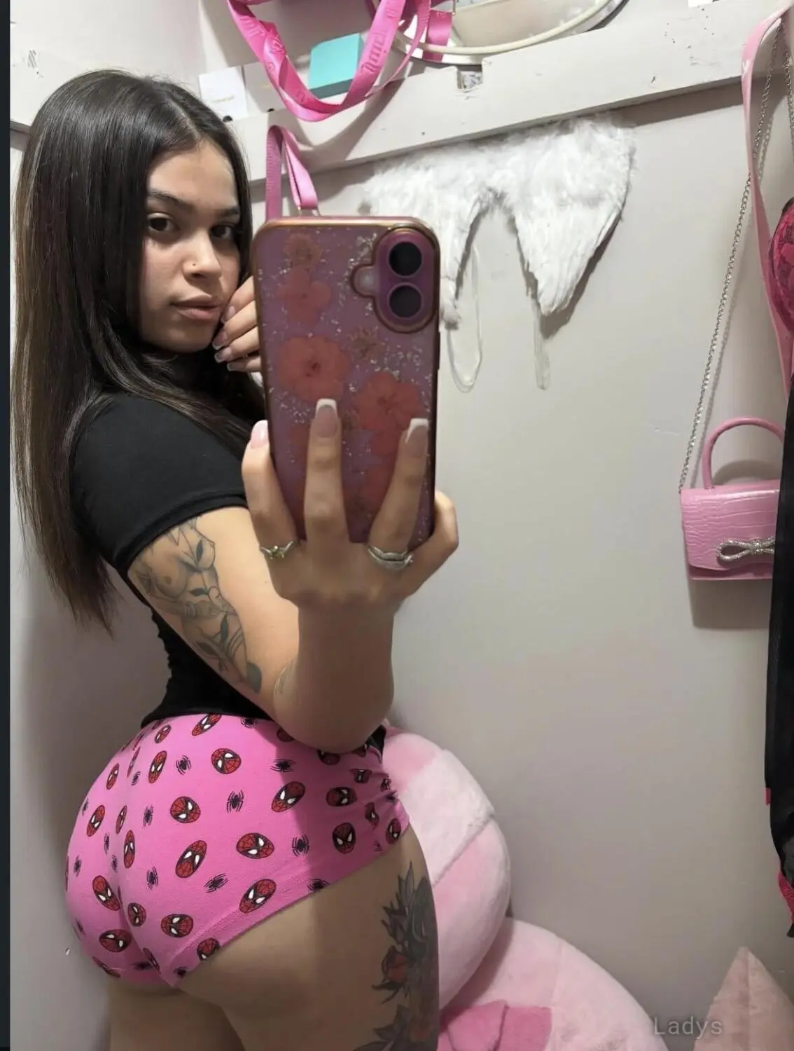 Kriss Lyn, 29 years beautiful nude Arkansas escorts girl, height 148 sm, Weight 53 kg