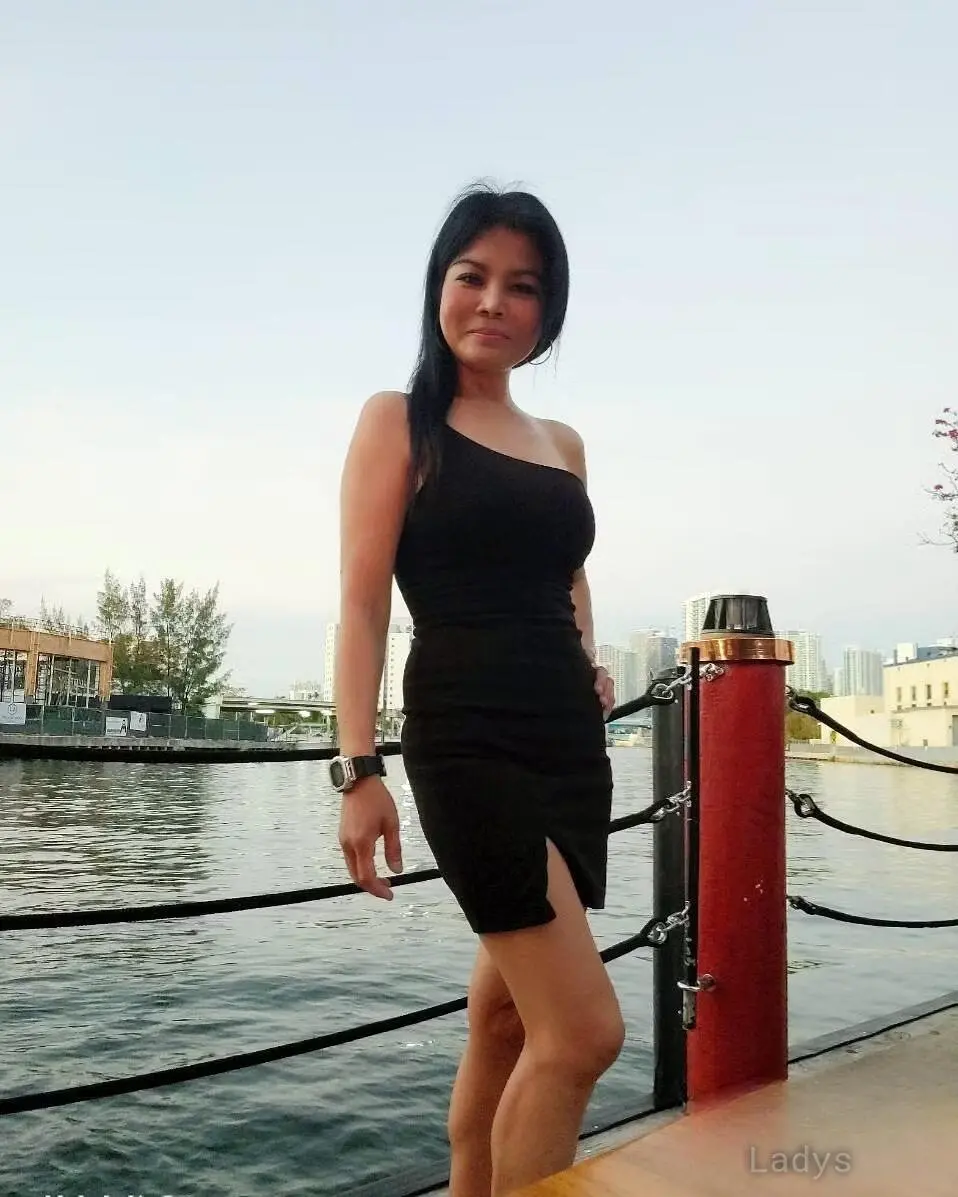Pim thai, 29 years beautiful nude Ashburn escorts girl, height 161 sm, Weight 52 kg