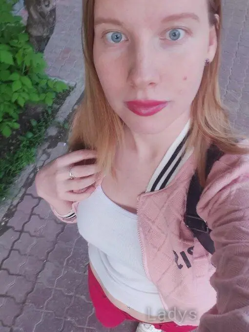 Jemma simmons, 28 years beautiful nude Athens escorts girl, height 175 sm, Weight 55 kg