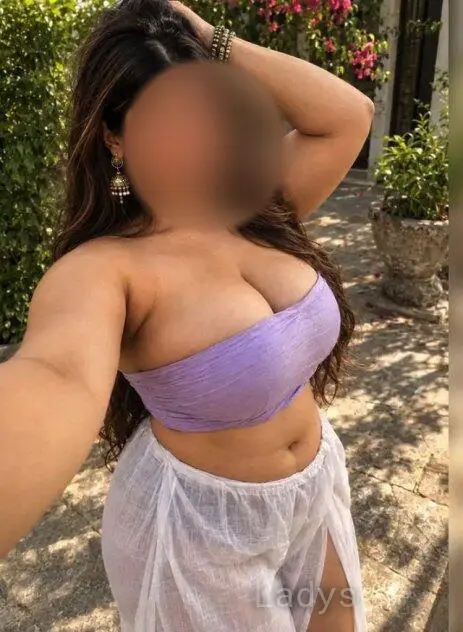 EXOTIC SONIA, 30 years old Atlanta escort girl with big tits, height 167 sm, Weight 66 kg