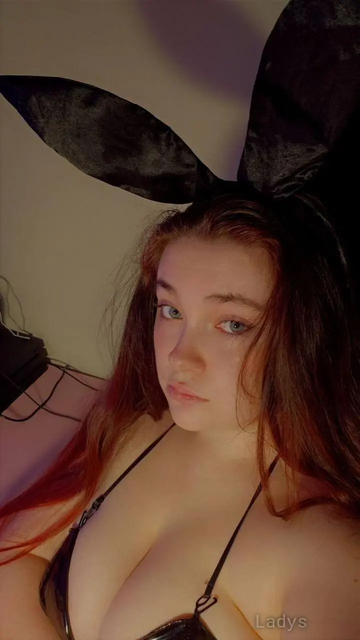 Amandasummers, 27 years beautiful nude Atlanta escorts girl, height 156 sm, Weight 36 kg