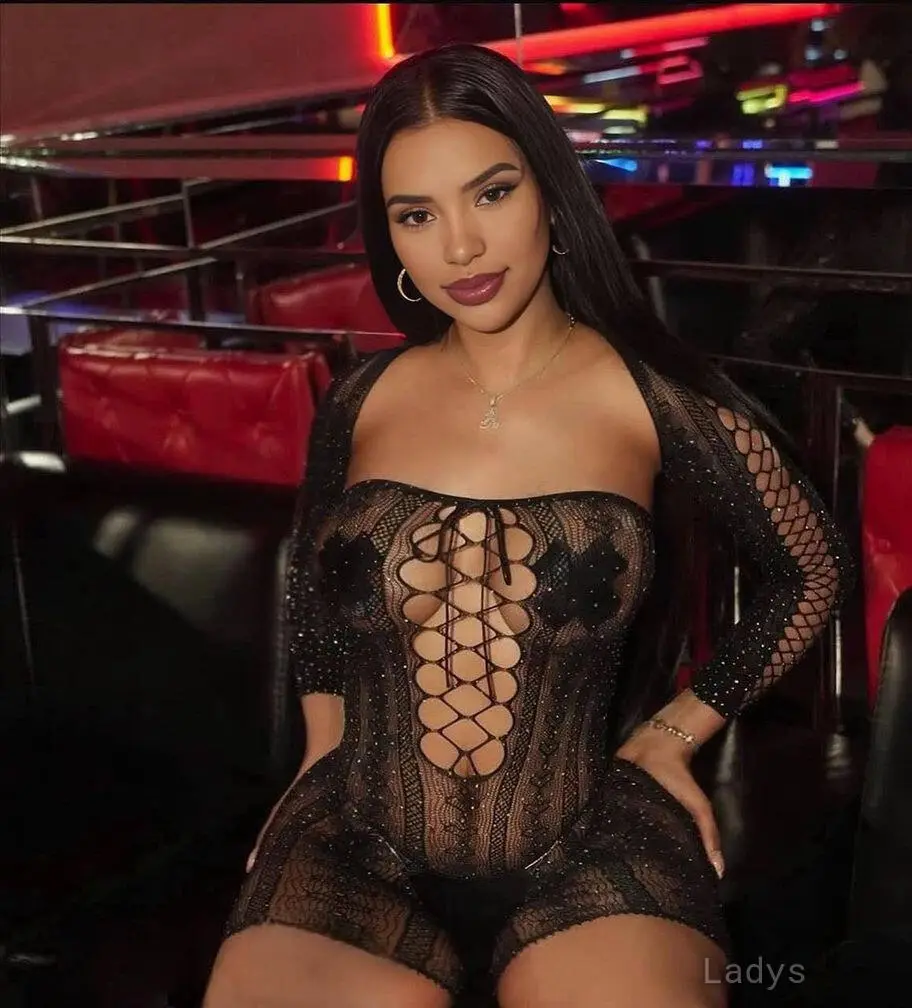 Elaine - Alpharetta, 23 years beautiful nude Atlanta escorts girl, height 165 sm, Weight 53 kg