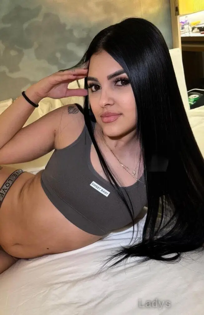 Emilhy, 22 years beautiful nude Atlanta escorts girl, height 171 sm, Weight 54 kg