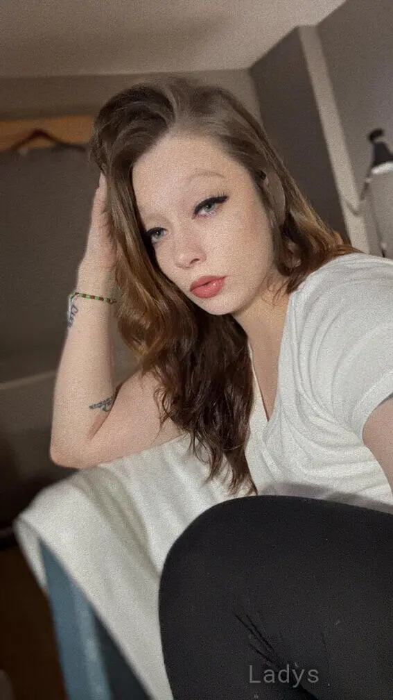 Gucci, 26 years beautiful nude Atlanta escorts girl, height 172 sm, Weight 52 kg