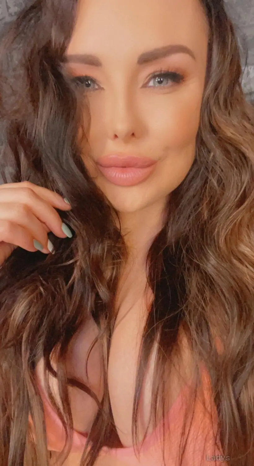 Sophie Hart, 39 years beautiful nude Atlanta escorts girl, height 156 sm, Weight 66 kg