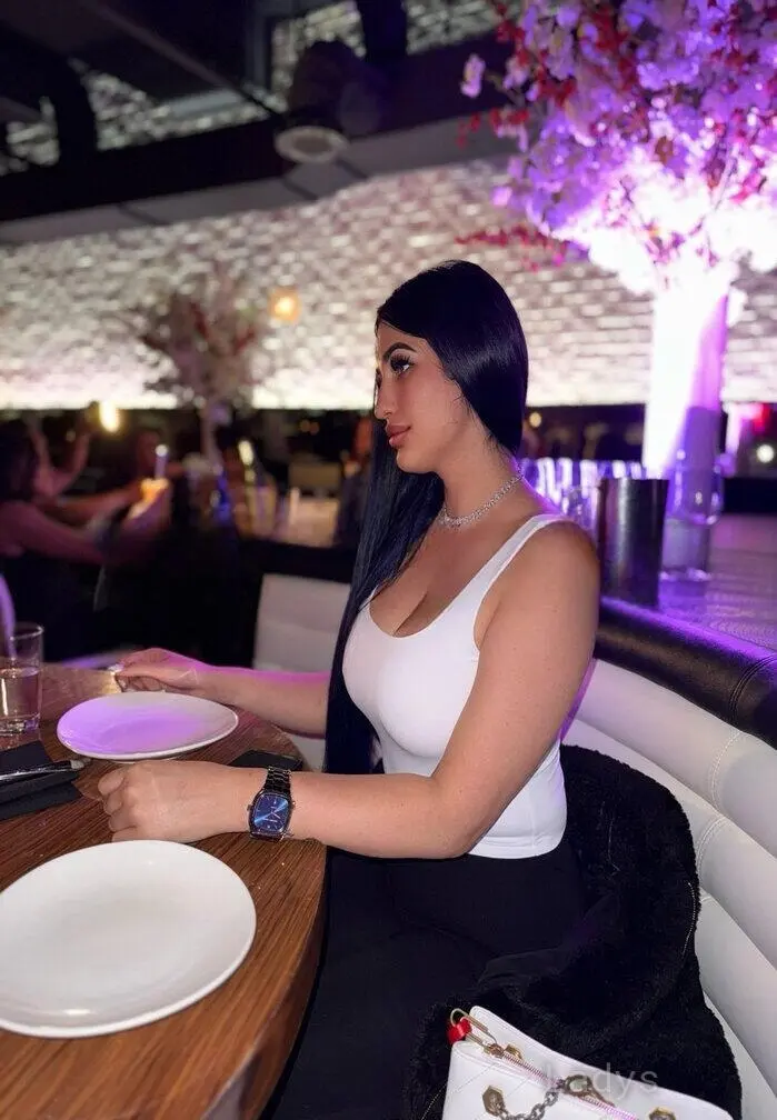 Yohanna, 26 years beautiful nude Atlanta escorts girl, height 171 sm, Weight 68 kg
