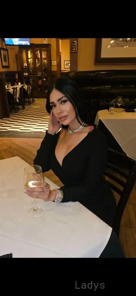 Yulianna, 29 years beautiful nude Atlanta escorts girl, height 165 sm, Weight 51 kg