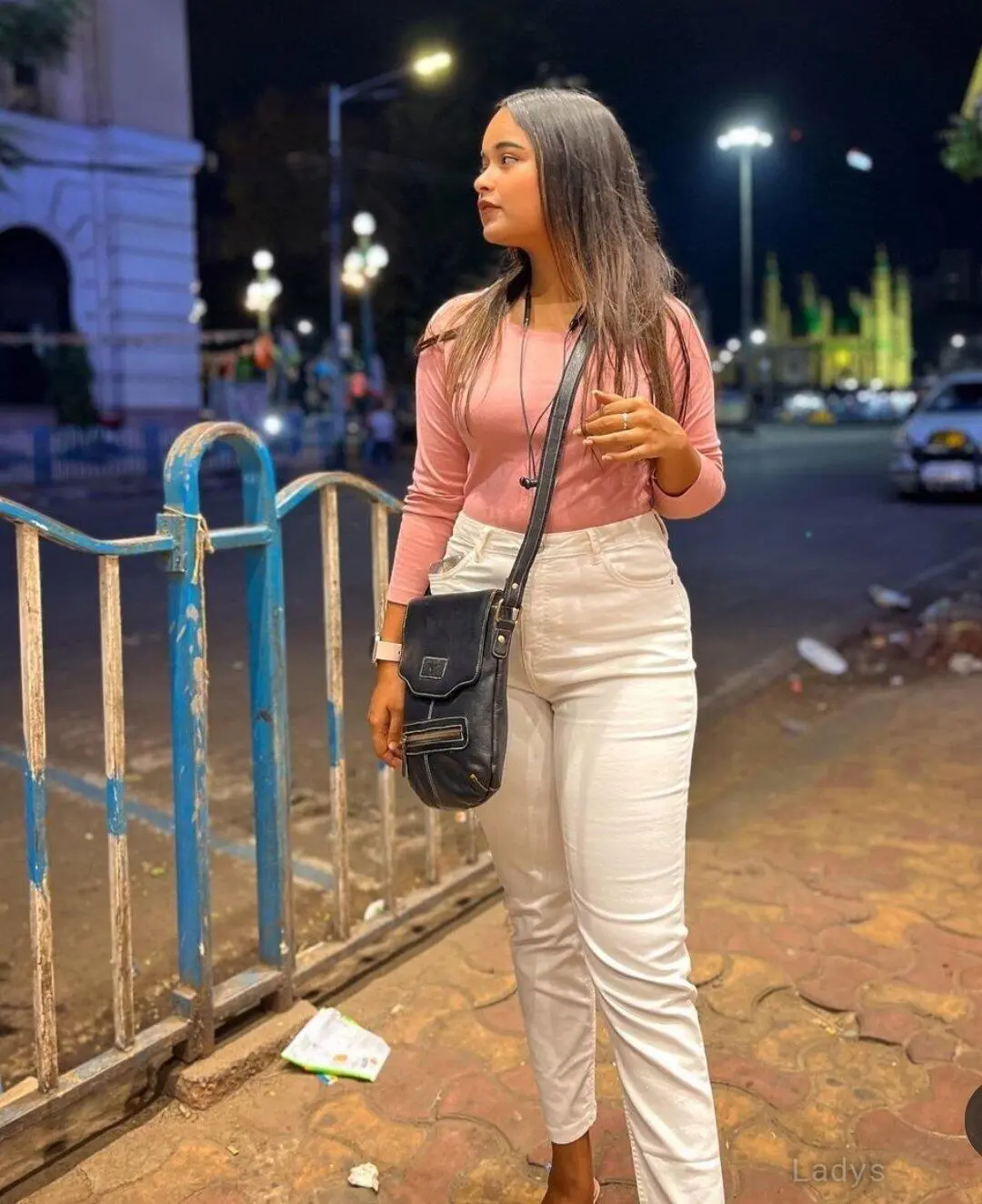 Nidhi, 25 years beautiful nude Aurangabad escorts girl, height 170 sm, Weight kg
