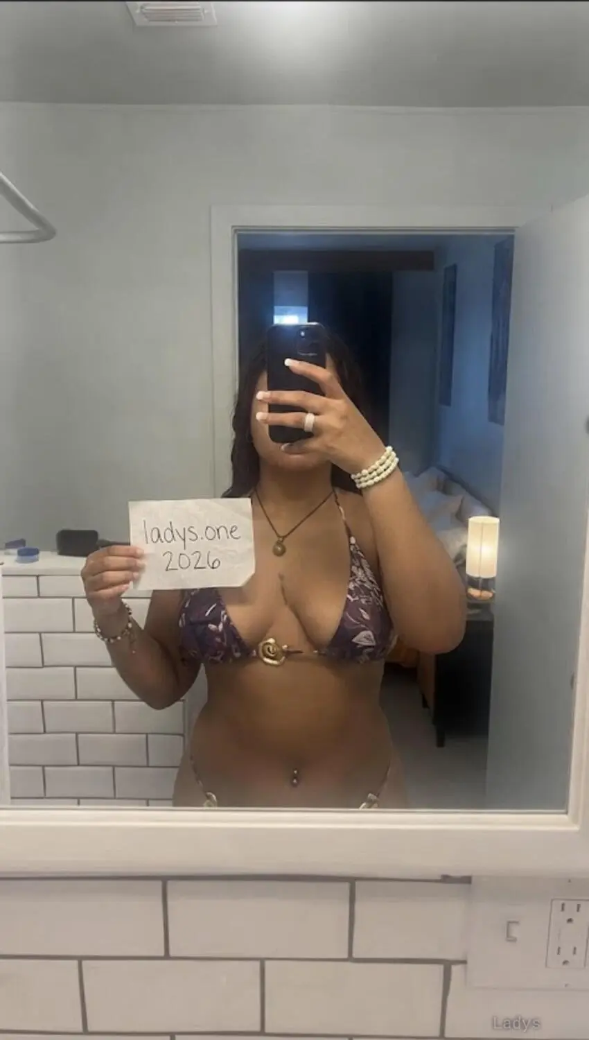 Deborah, 24 years old Aurora escort girl with big tits, height 162 sm, Weight 63 kg