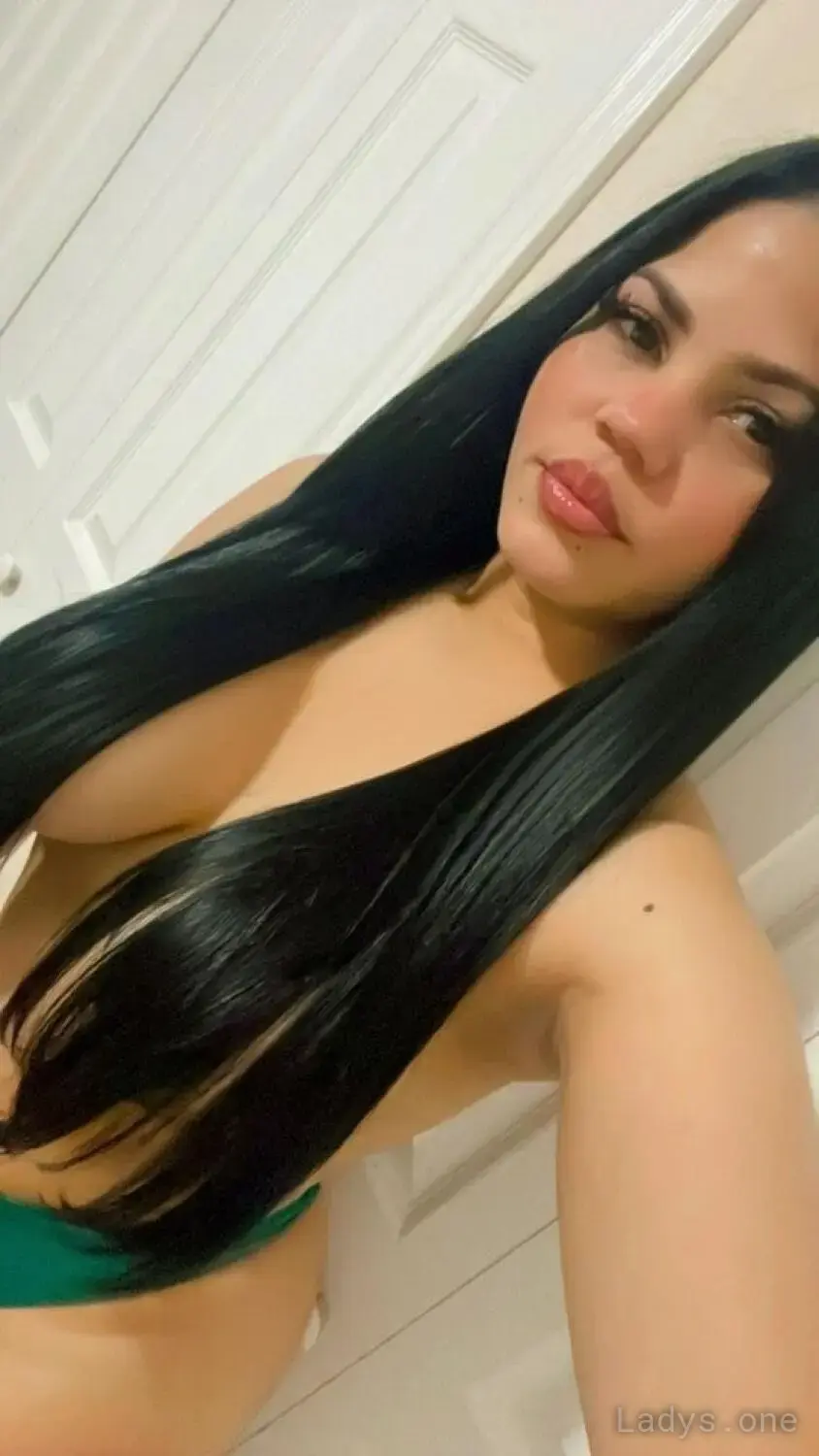 FLOR, 30 years beautiful nude Austin escorts girl, height 140 sm, Weight 55 kg