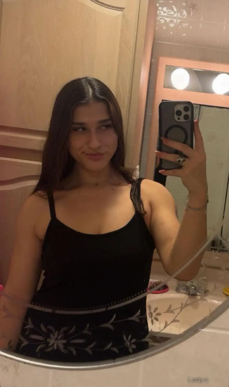 Nora, 26 years beautiful nude Austin escorts girl, height 146 sm, Weight 64 kg