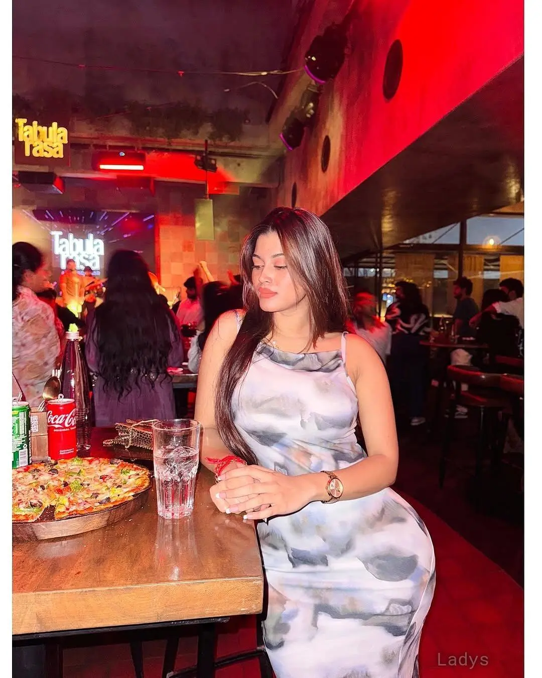 Swati, 23 years BBW escorts girl, height 154 sm, Weight kg, backpage Ahmedabad