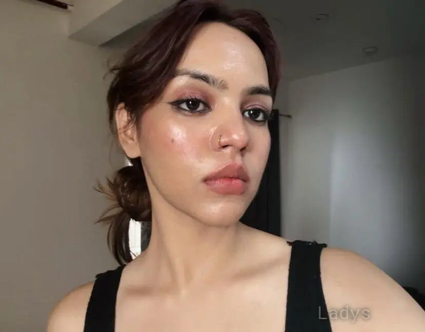 Aiinna Kerala🇮🇳, years BBW escorts girl, height sm, Weight kg, backpage Al Khobar