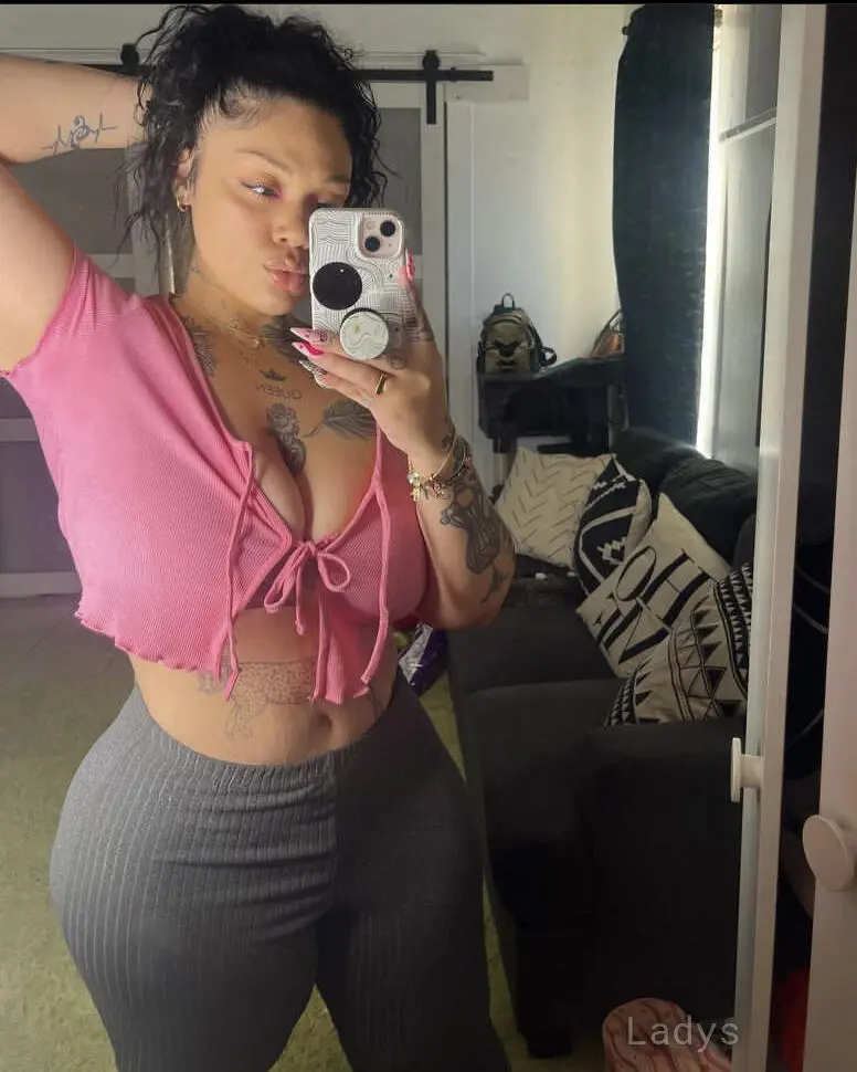 Hi babe … I’m available for sex, 23 years BBW escorts girl, height 169 sm, Weight 75 kg, backpage Aurora