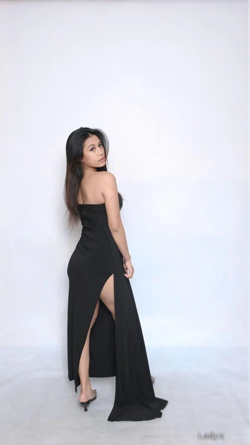 Laura, 24 years BBW escorts girl, height 160 sm, Weight kg, backpage Bali