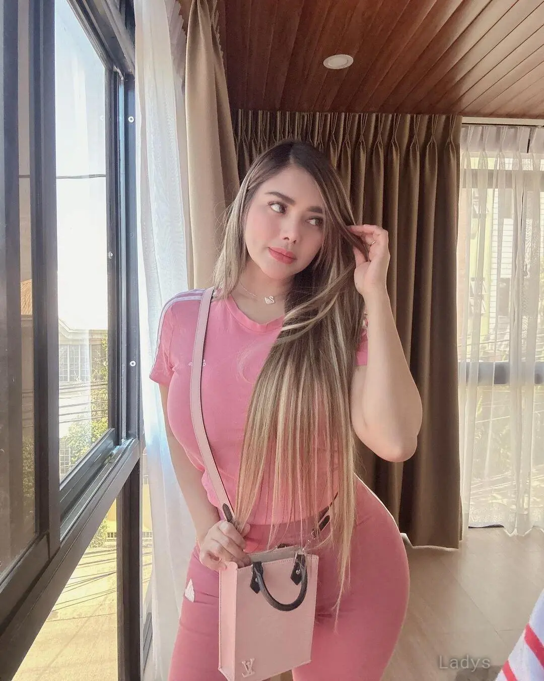 Emma, 26 years BBW escorts girl, height 165 sm, Weight  kg, backpage Bandar Seri Begawan