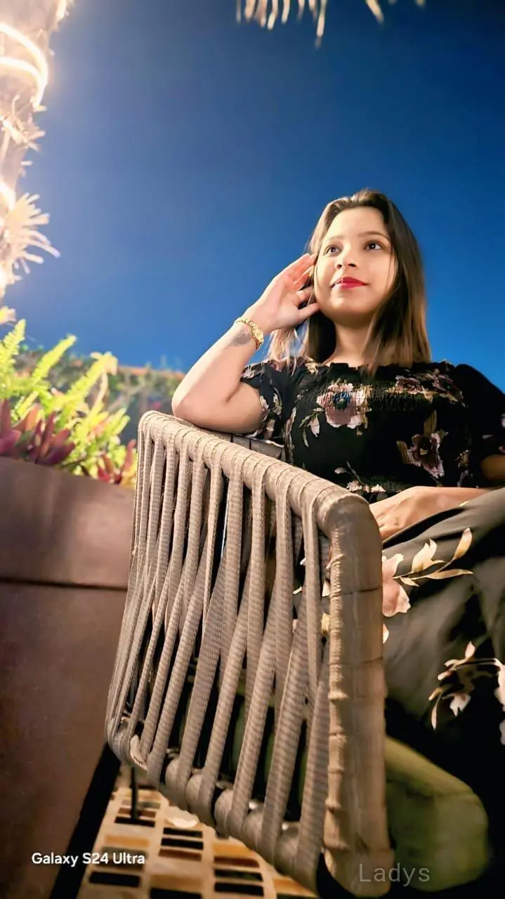 Mayuri, 25 years BBW escorts girl, height 162 sm, Weight kg, backpage Bangalore