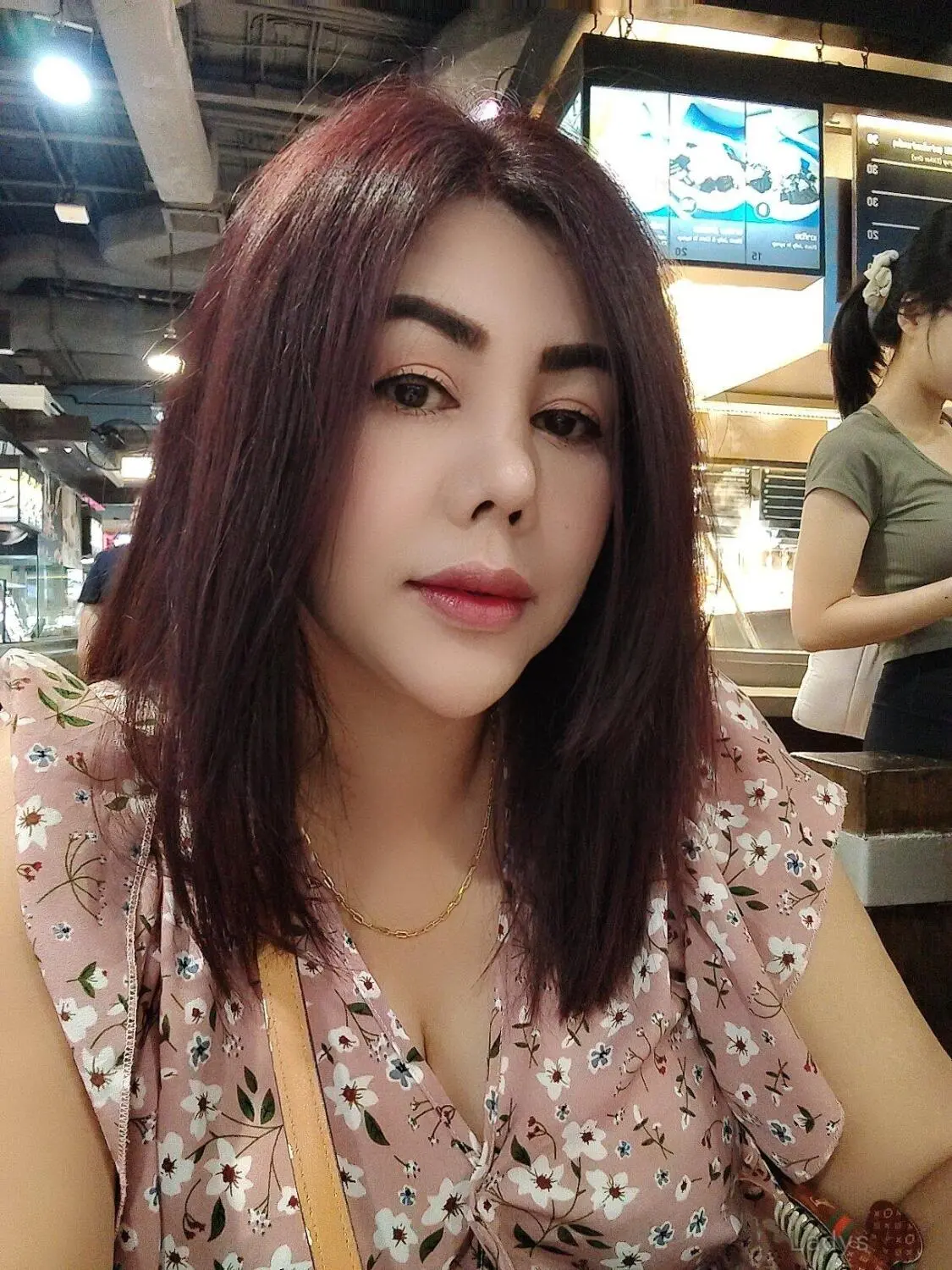 Mona Chubby, 35 years BBW escorts girl, height 160 sm, Weight kg, backpage Bangkok