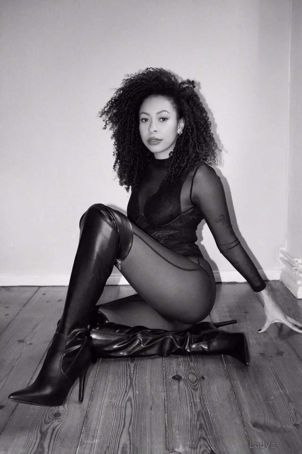 Nadirah, 28 years BBW escorts girl, height 170 sm, Weight  kg, backpage Berlin