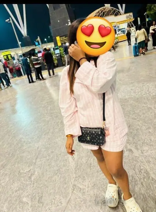 Jiy, 23 years BBW escorts girl, height 158 sm, Weight kg, backpage Bhopal