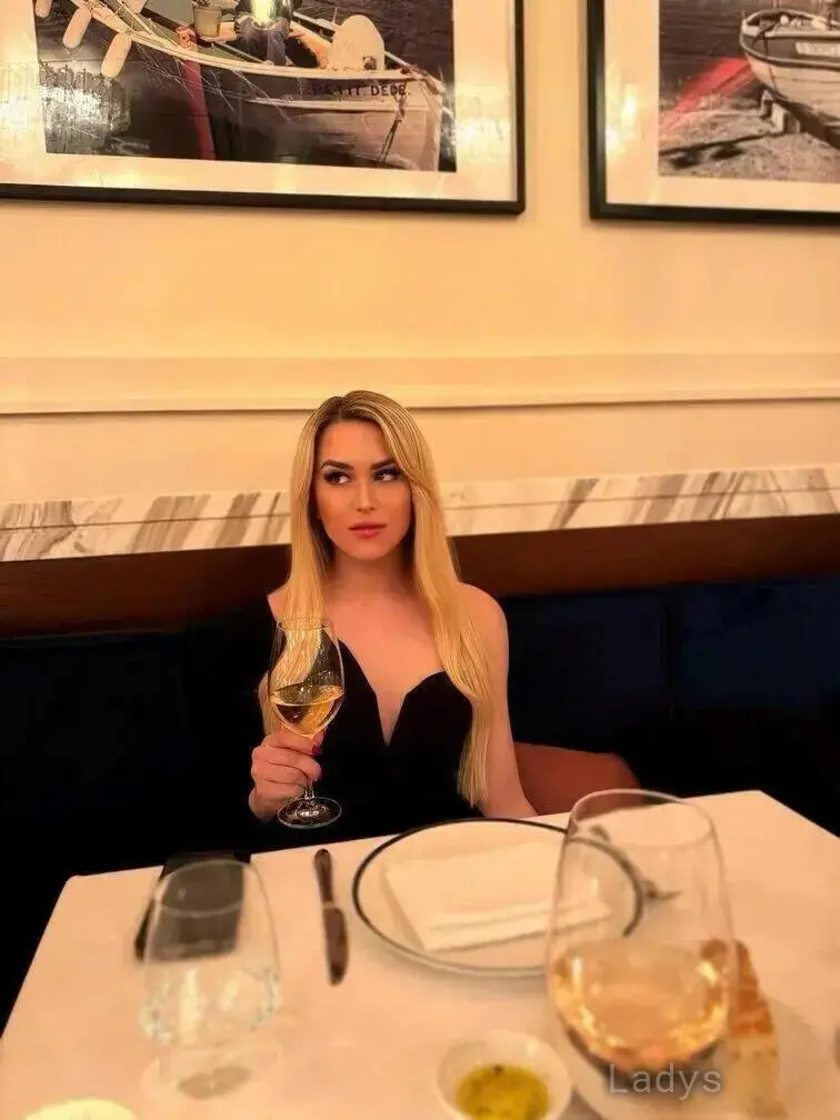 JULIETTE FORD, 25 years BBW escorts girl, height 172 sm, Weight 56 kg, backpage Boston