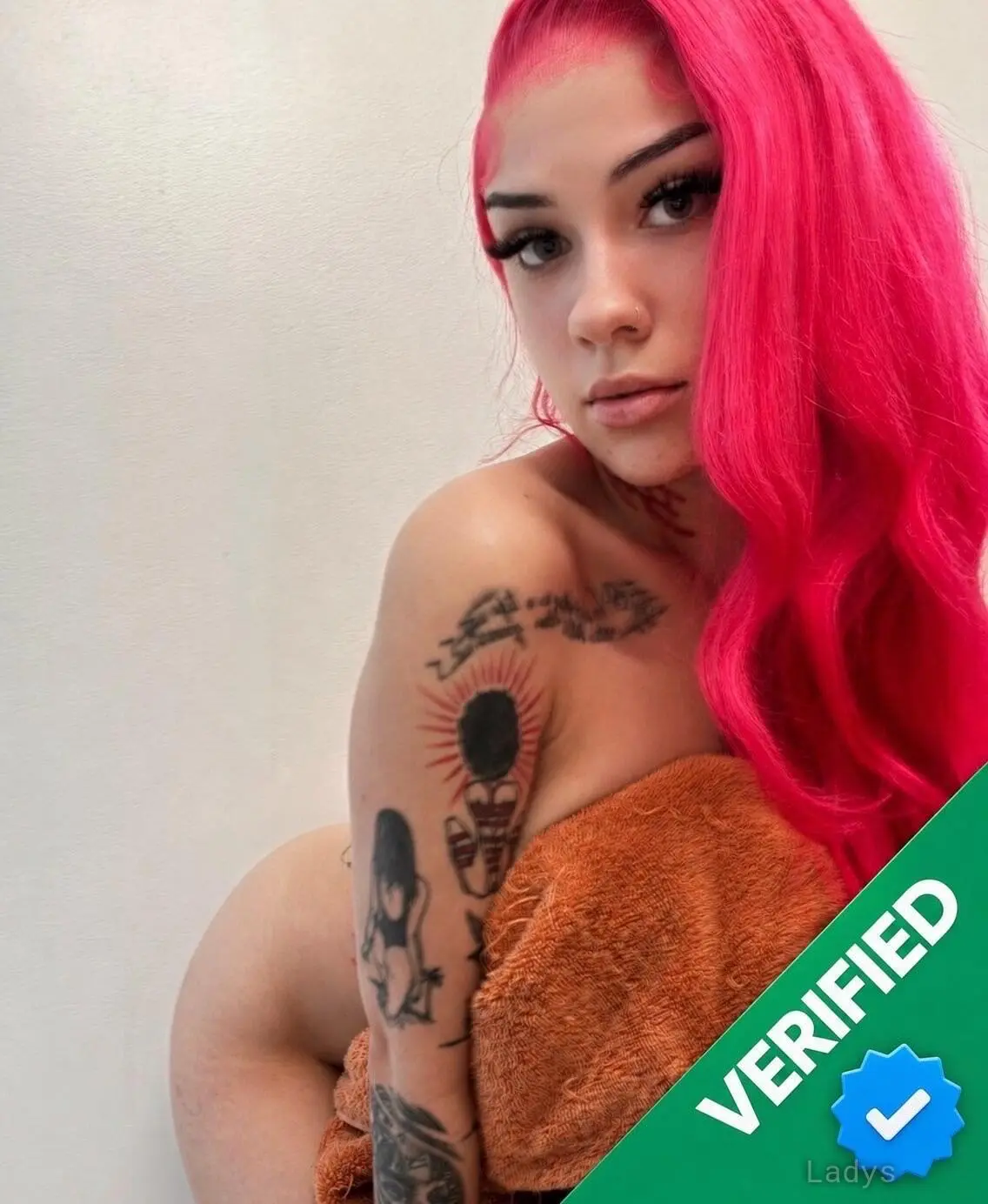 Kayla, 28 years old Cape Cod escort girl with big tits, height 166 sm, Weight 64 kg