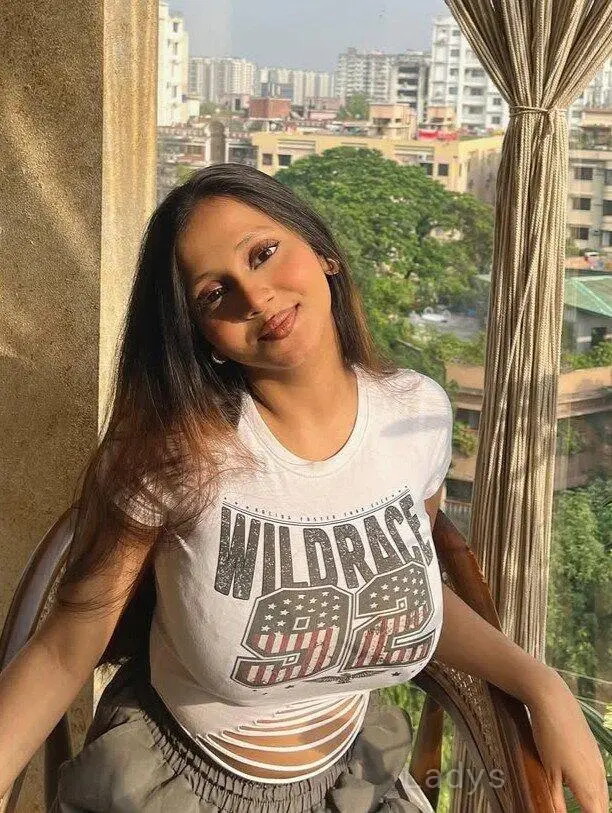 Mohini, 22 years BBW escorts girl, height 154 sm, Weight  kg, backpage Chennai