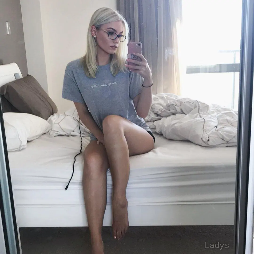 Eline, 23 years BBW escorts girl, height 165 sm, Weight  kg, backpage Copenhagen